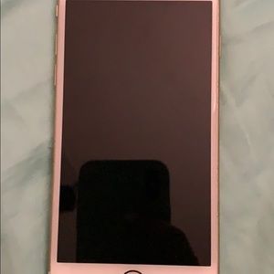 Meet your Posher, Iris